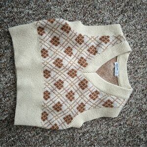 Arizona Jean Company Cream and Brown V-Neck Sweater Vest